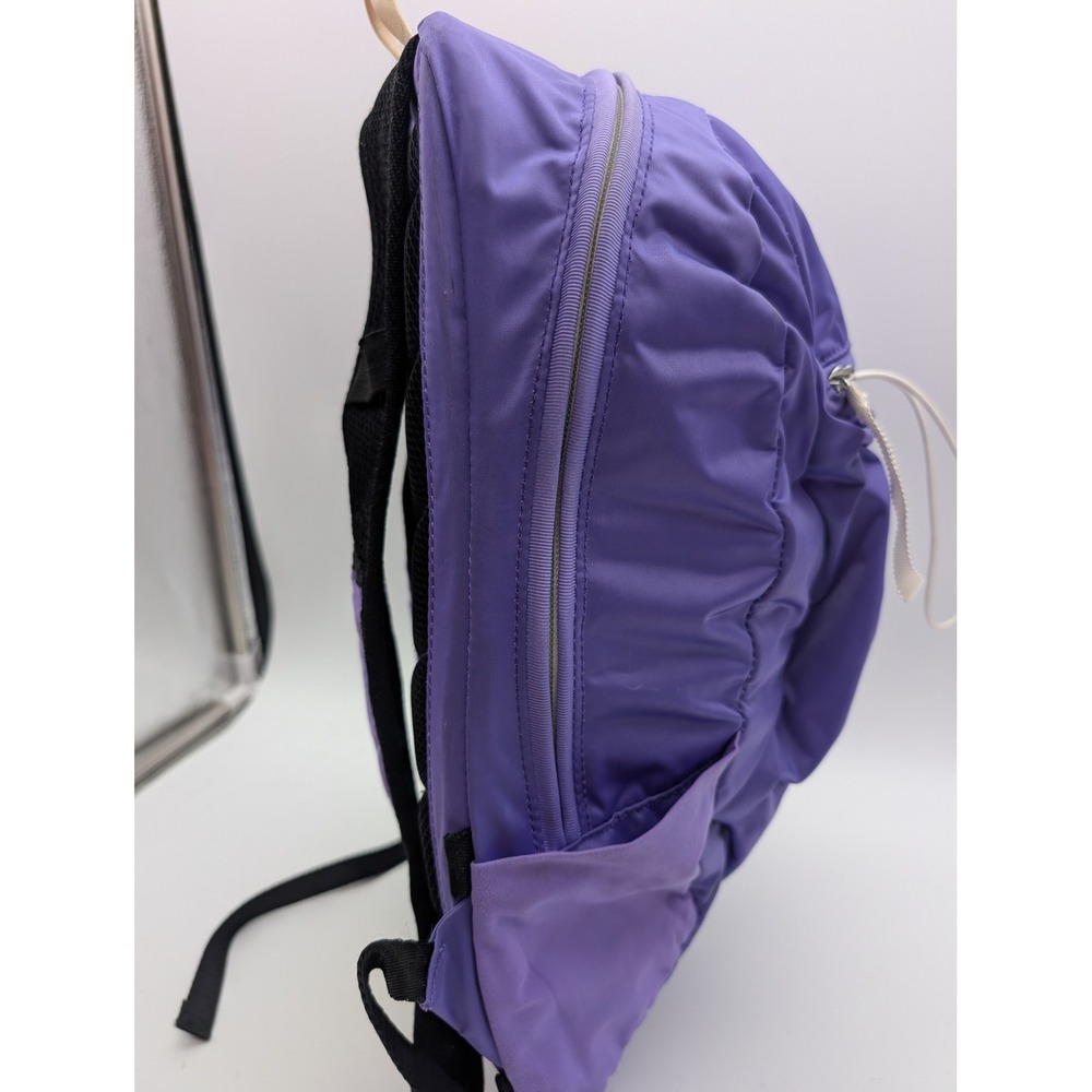 LULULEMON BACKPACK Run Like A Gazelle Purple Running Bag GYM Workout CINCH - Picture 3 of 8